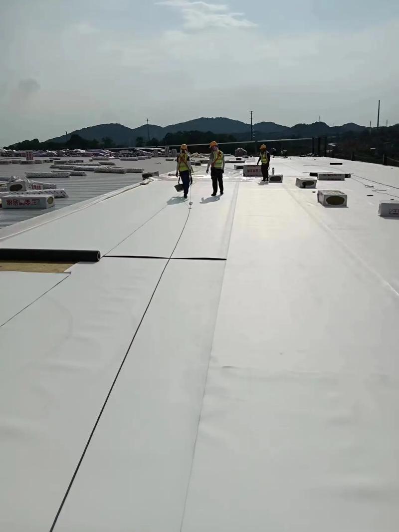 柔性鋼結構屋面防水保溫施工安裝要點